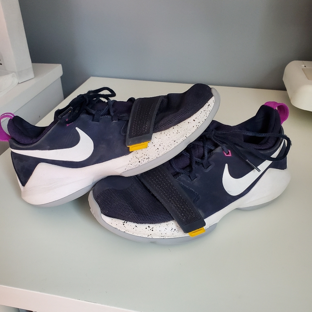 Nike Girls Basketball Shoes